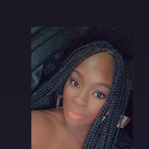 Meet your Posher, Agnes